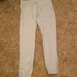 Zyia joggers